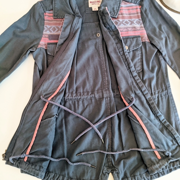 Light Weight Blue Gray Jacket w Coral Aztec Print - Picture 4 of 10